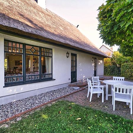 Reetdachhaus Mit Grossem Garten Und Kamin Marlow Eksteriør bilde