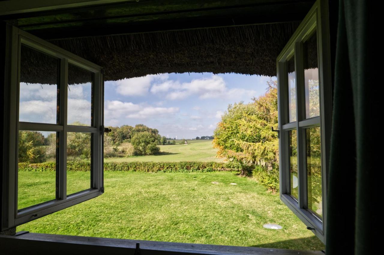 Reetdachhaus Mit Grossem Garten Und Kamin Marlow Eksteriør bilde